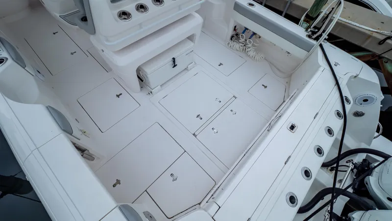 Slide: The Image of Intrepid 409 Valor 2022 - 110