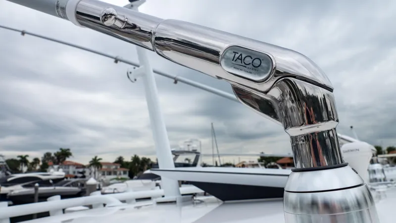 Slide: The Image of Intrepid 409 Valor 2022 - 114