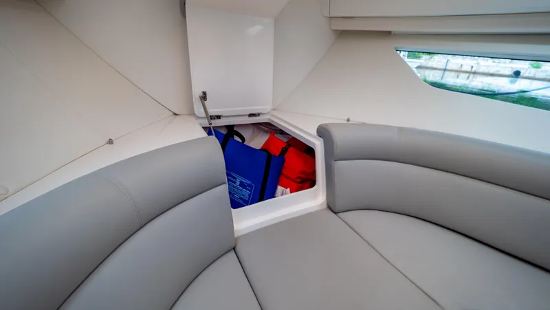 Slide: The Image of Intrepid 409 Valor 2022 - 142