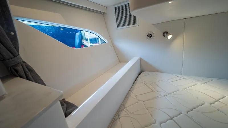 Slide: The Image of Intrepid 409 Valor 2022 - 152