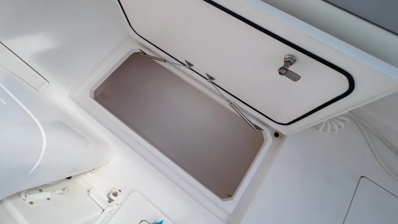 Slide: The Image of Intrepid 409 Valor 2022 - 50