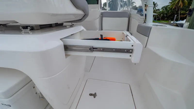 Slide: The Image of Intrepid 409 Valor 2022 - 87