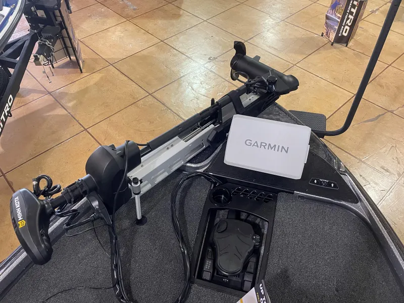 Slide: The Image of 2025 Nitro Z21 XL Pro boat with Garmin navigation system and trolling motor. - 11