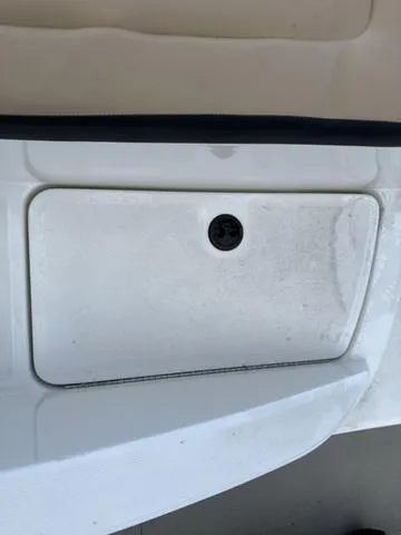 Slide: The Image of Sea Ray SPX 190 Outboard 2023 - 15