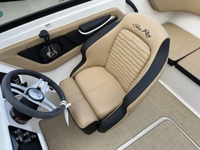 Slide: The Image of Sea Ray SPX 190 Outboard 2023 - 47