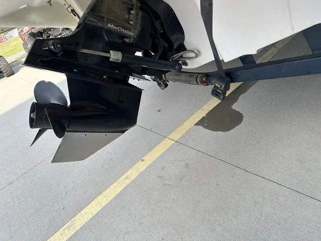 Slide: The Image of Glastron GT 225 2016 - 16