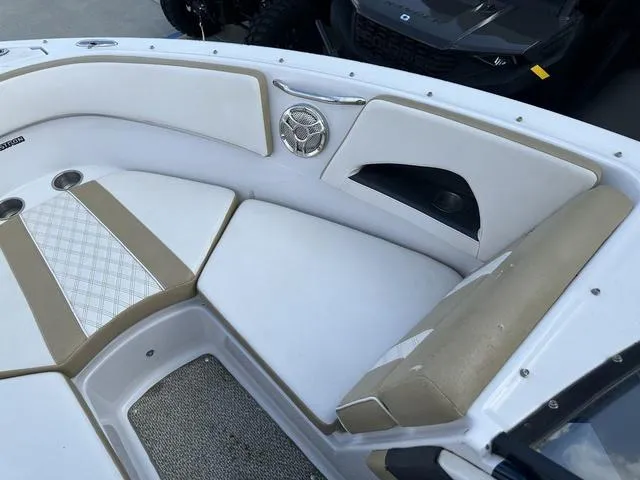 Slide: The Image of Glastron GT 225 2016 - 19