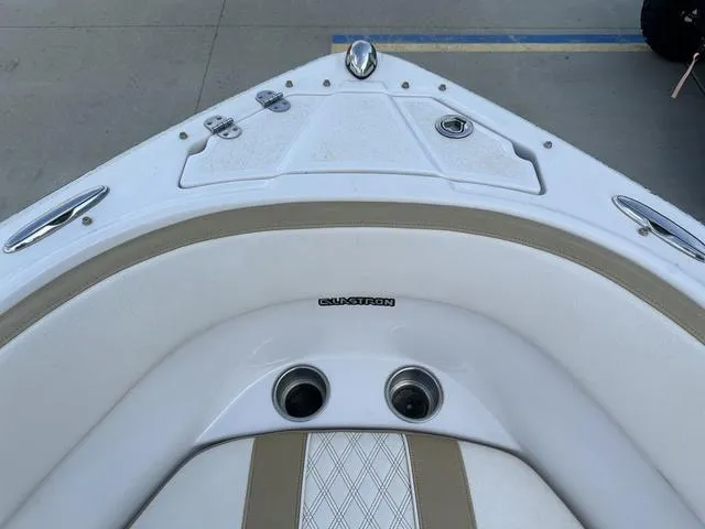 Slide: The Image of Glastron GT 225 2016 - 20