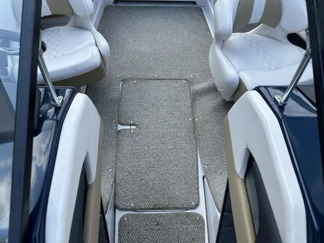 Slide: The Image of Glastron GT 225 2016 - 23