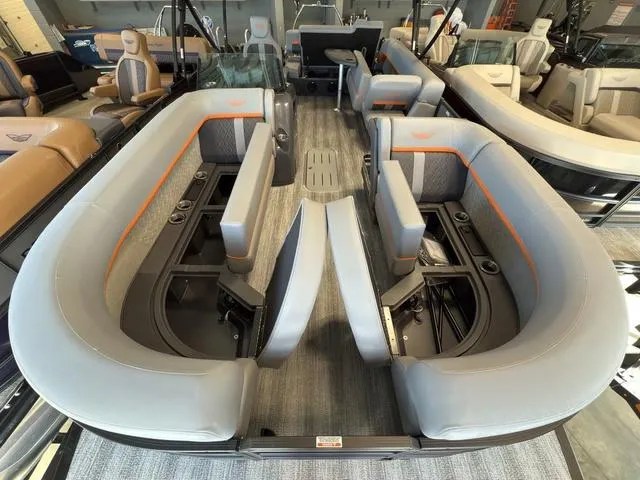Slide: The Image of 2025 Bennington 22ML Cruise pontoon boat interior with spacious seating and modern design. - 5