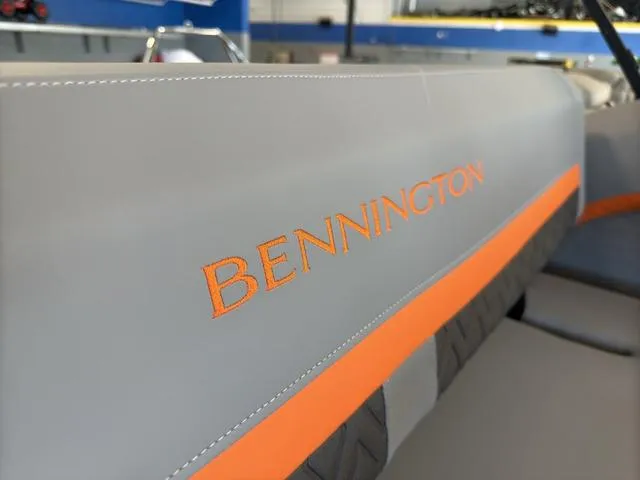 Slide: The Image of Bennington 22ML Cruise Tri-Toon Pontoon 2025 - 61