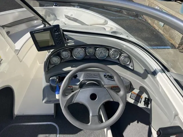 Slide: The Image of Bayliner 185 Bowrider 2008 - 10