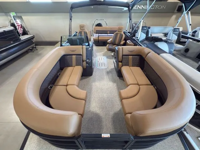 Slide: The Image of Bennington 22 MSB Tritoon Pontoon 2025 - 10