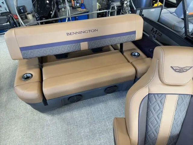 Slide: The Image of Bennington 22 MSB Tritoon Pontoon 2025 - 35