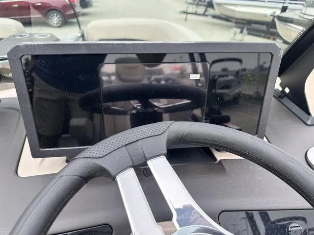 Slide: The Image of Bennington M 22 MFB Quad Bench 2025 - 14