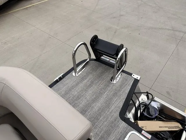 Slide: The Image of Bennington M 22 MFB Quad Bench 2025 - 25