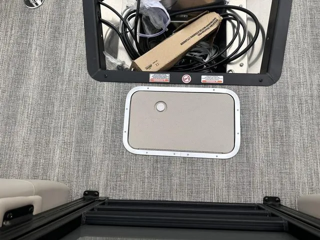 Slide: The Image of Bennington M 22 MFB Quad Bench 2025 - 26