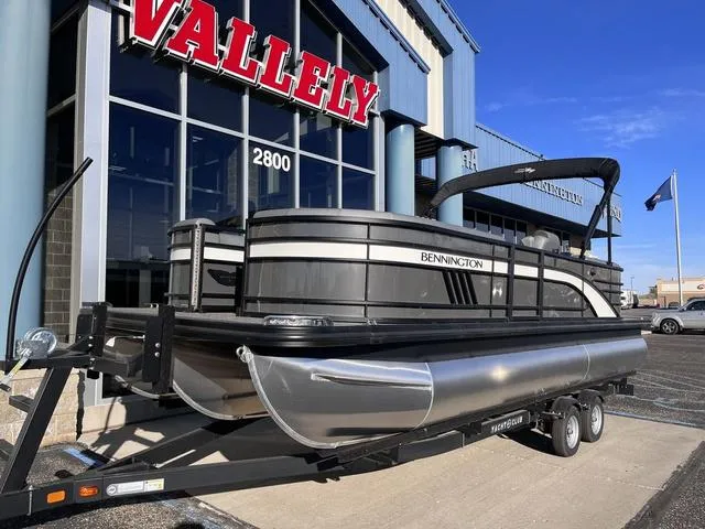 Slide: The Image of Bennington 23LSR SPS Tri-Toon Pontoon 2025 - 3