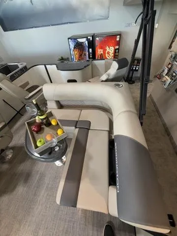 Slide: The Image of Bennington 22SSSE 2025 - 9