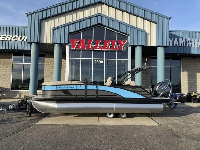 Slide: The Image of Bennington 22MSB SPS Tri-Toon Pontoon 2025 - 3