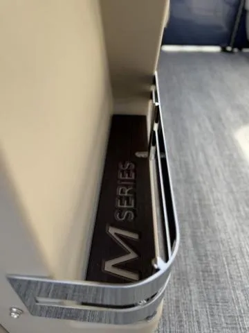 Slide: The Image of Bennington 22MFB Tri-Toon Pontoon 2025 - 26