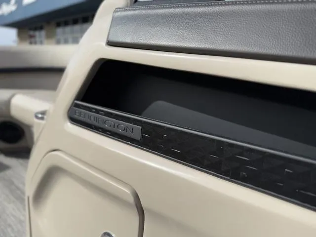 Slide: The Image of Bennington 22MFB Tri-Toon Pontoon 2025 - 27