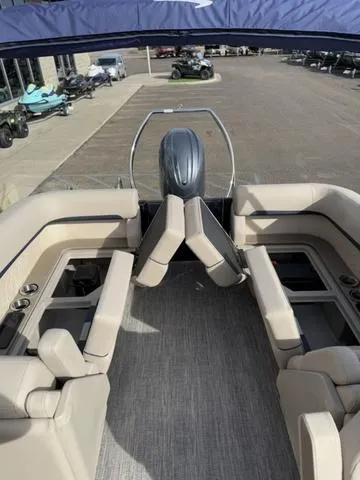 Slide: The Image of Bennington 22MFB Tri-Toon Pontoon 2025 - 43