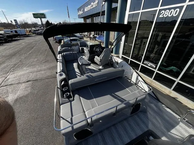 Slide: The Image of Bennington 23RSB Tri-Toon Pontoon 2025 - 10