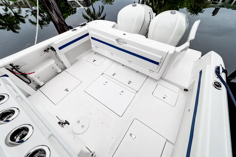 Slide: The Image of Intrepid 327 Center Console 2018 - 66