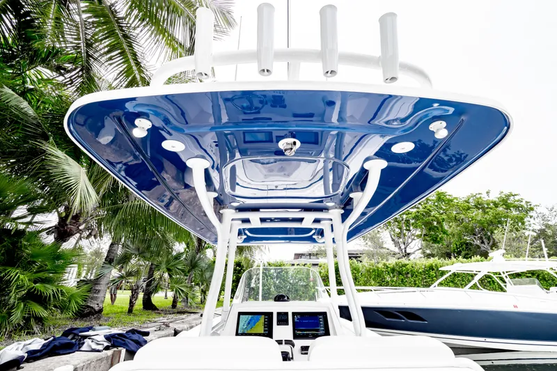 Slide: The Image of Intrepid 327 Center Console 2018 - 76