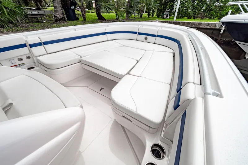 Slide: The Image of Intrepid 327 Center Console 2018 - 85