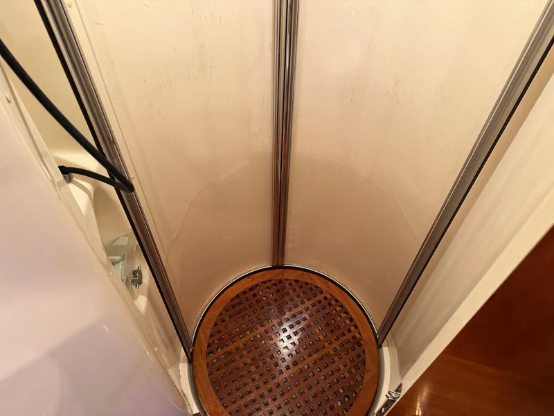 Slide: The Image of Azimut 62E 2008 - 65