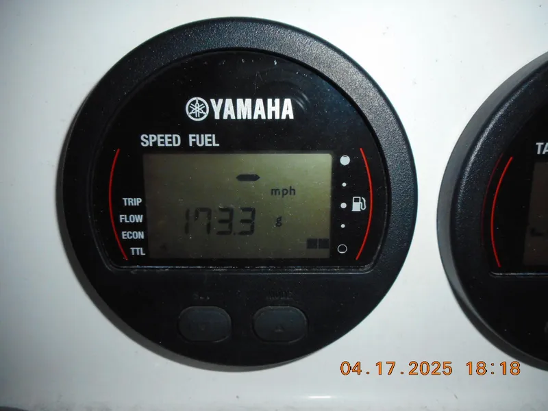 Slide: The Image of Yamaha speed fuel gauge displaying 1733 mph on a Sea Fox 228 Commander, 2020 model. - 13