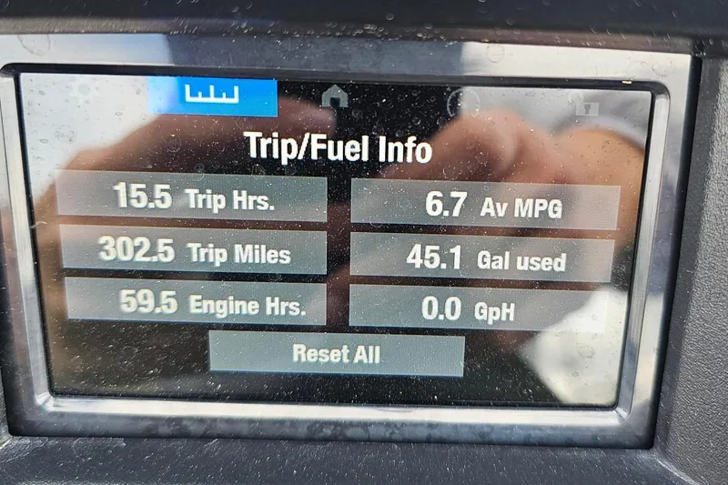 Slide: The Image of Trip and fuel info display on 2021 Yamaha WaveRunner VX Limited Ho dashboard. - 7