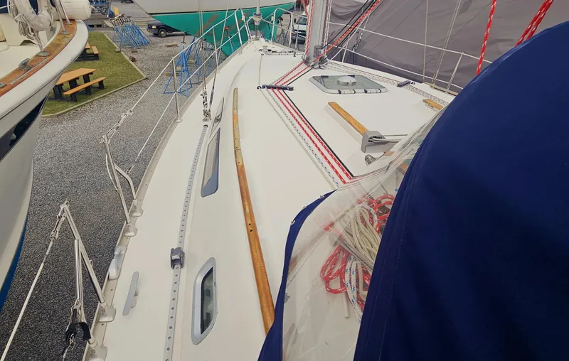 Slide: The Image of Jeanneau 37 Sun Odessey 2004 - 10