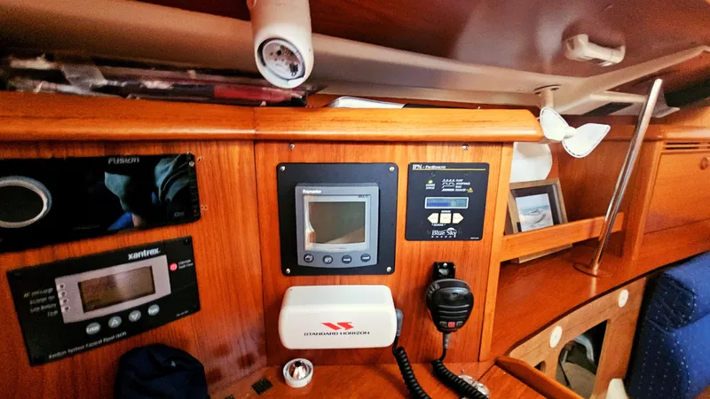 Slide: The Image of Jeanneau 37 Sun Odessey 2004 - 25