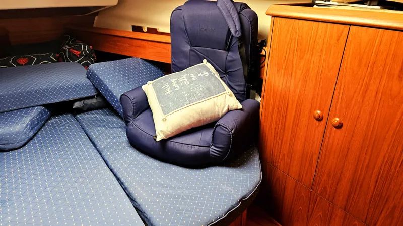 Slide: The Image of Jeanneau 37 Sun Odessey 2004 - 30