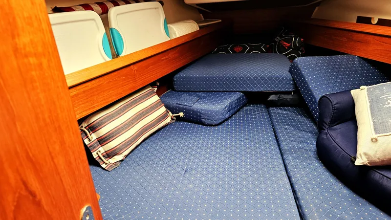 Slide: The Image of Jeanneau 37 Sun Odessey 2004 - 31