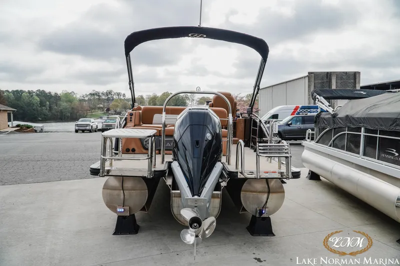 Slide: The Image of 2023 Harris FloteBote 230 Solstice pontoon boat at Lake Norman Marina. - 4