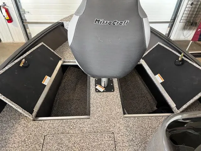 Slide: The Image of MirroCraft Outfitter 167SC 2025 - 13