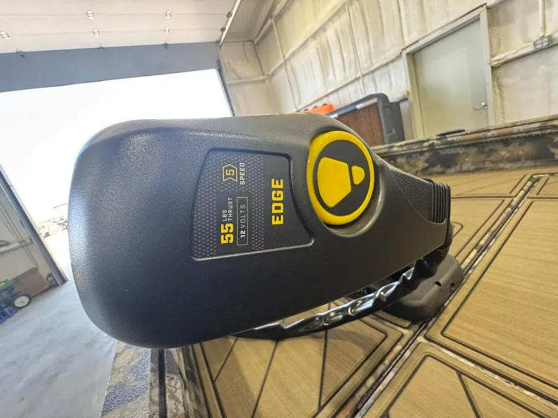 Slide: The Image of Thor TIMBER HAMMER 2025 model, featuring EDGE technology, 55 lbs thrust, 12 volts, 5-speed. - 7