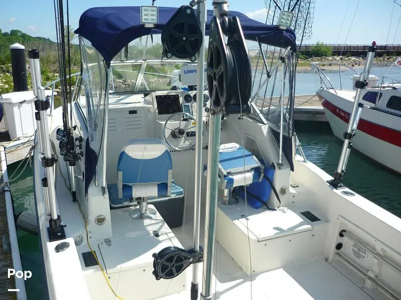 Slide: The Image of 2005 Sea Boss 235WA for sale in Port Washington, WI - 12