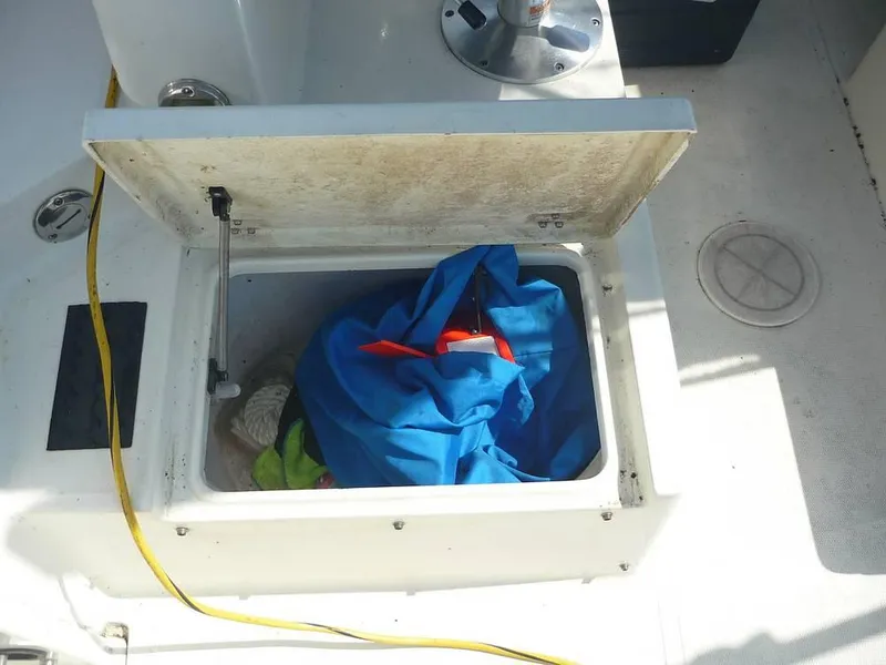 Slide: The Image of 2005 Sea Boss 235WA for sale in Port Washington, WI - 38