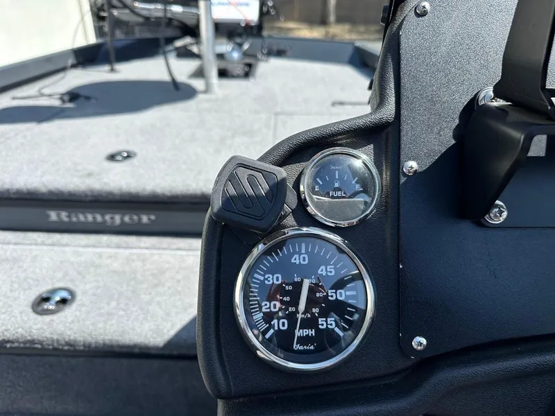 Slide: The Image of Dashboard of 2023 Ranger RT178 boat showing speedometer and fuel gauge. - 23