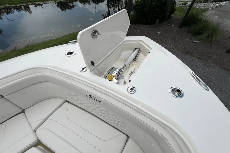 Slide: The Image of Scout 330 LXF 2026 - 46