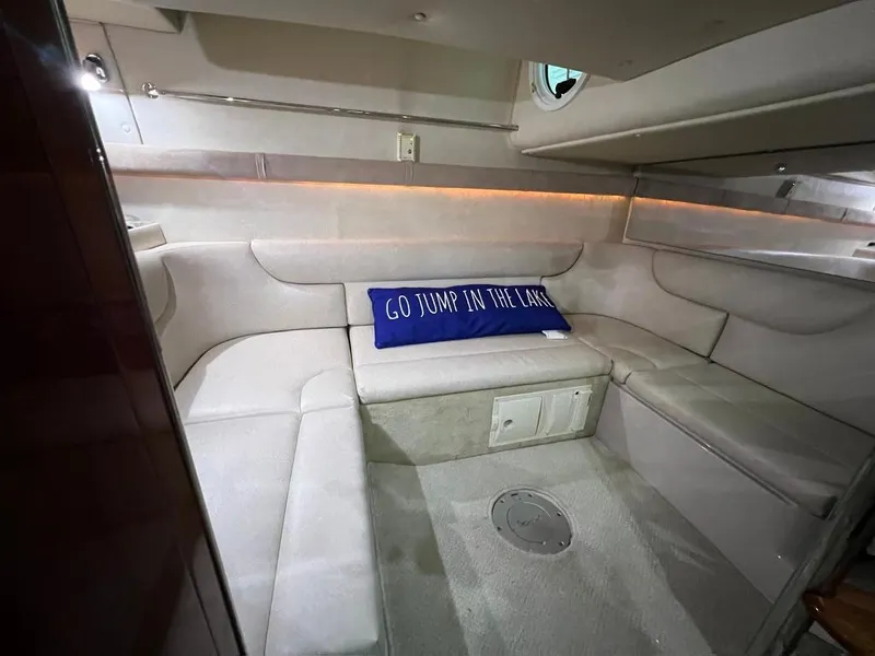 Slide: The Image of 2004 Doral Boca Grande 36 interior with cozy seating and decorative pillow. - 28