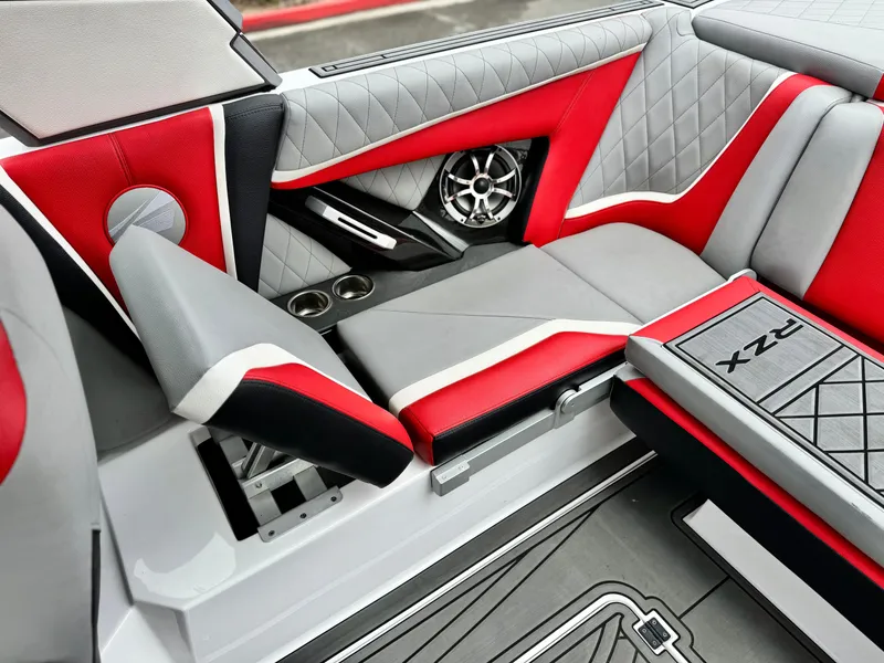 Slide: The Image of Tigé RZX3 2018 - 27