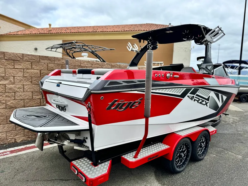 Slide: The Image of Tigé RZX3 2018 - 5