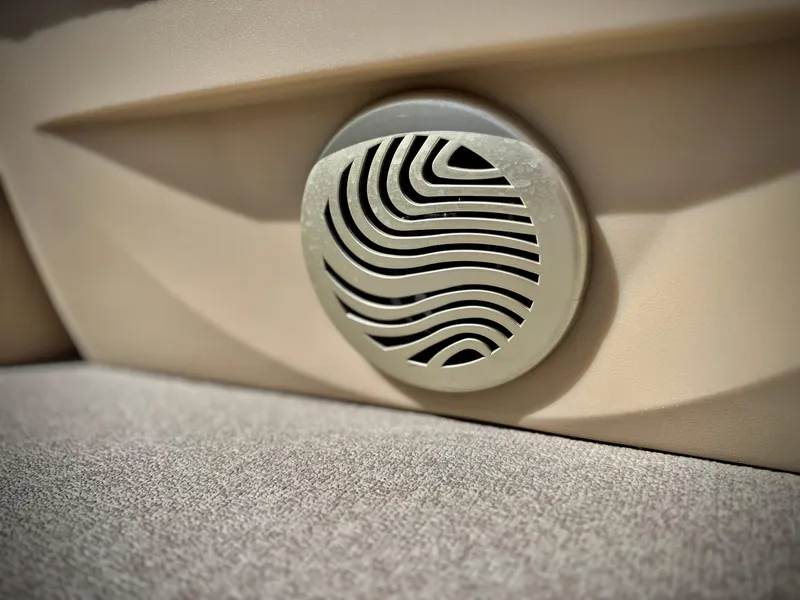 Slide: The Image of Speaker detail on 2018 Sun Tracker Party Barge 22 DLX pontoon boat. - 13