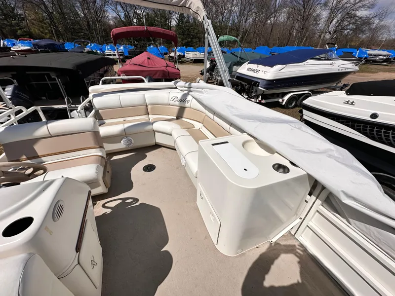 Slide: The Image of 2006 Bentley Pontoons 240 Cruise Pontoon with spacious seating and sleek design. - 5